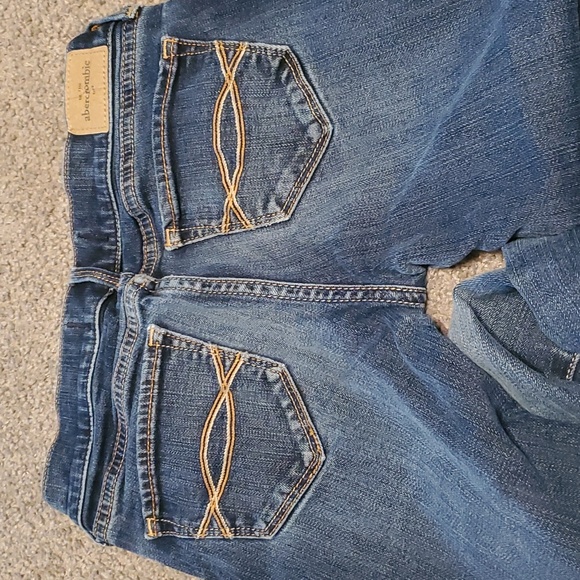 Girls' Jeans - Picture 4 of 5